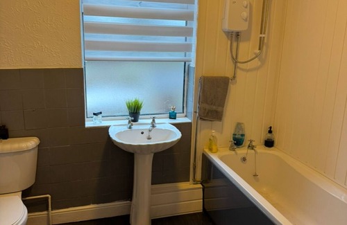 Rotherham House | KimberworthMeadowhall Jnc 33/34 *Contractors*