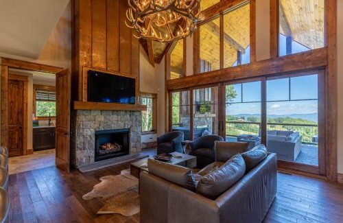 Elk Park House | Kinfolk at Eagles Nest