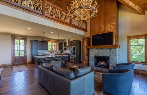 Elk Park House | Kinfolk at Eagles Nest