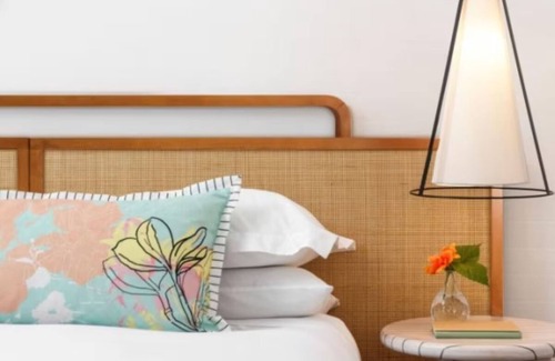 Old Town Hotel | King Bed Room in the Heart of Key West! Perfect for Friends & Couples Vacation