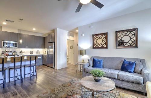 North Scottsdale Apartment | King Beds - Pool - Parking - Barrett Jackson 4021