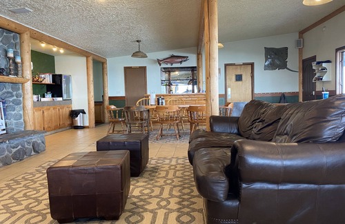 Happy Valley Cabin | King Halibut Lodge