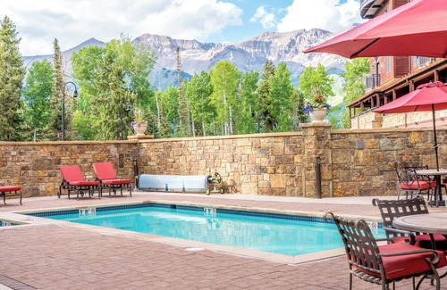 Mountain Village Hotel | King Lock-Off Unit With All the Perks of the Bear Creek Lodge