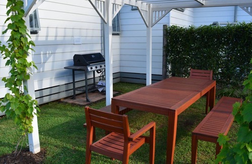 Marysville House | KING LYELL'S CORNER- Beautiful country house