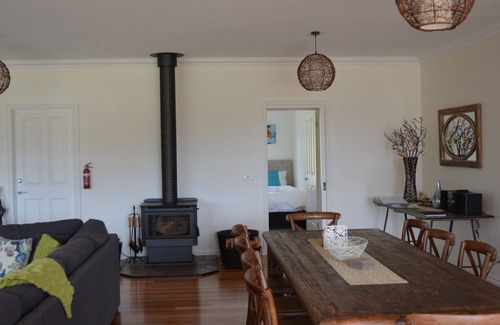 Marysville House | KING LYELL'S CORNER- Beautiful country house