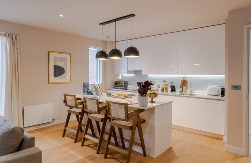 Angel Apartment | King's Cross | 2 Bedroom Apartment (Balcony)