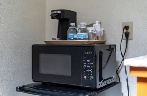 Southside Hotel | King's Rest Court Inn