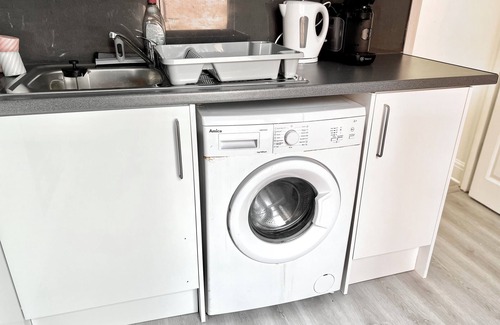 Addison House | King size room 5 min from Westfield London (quarto 3)