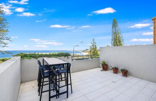 Kings Beach Apartment | Kings Edge Unit 4 Kings Beach QLD