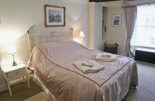 Beaumaris House | Kings House