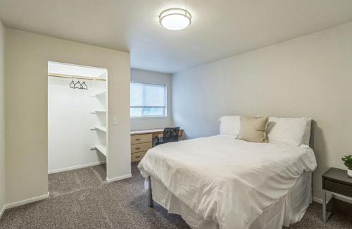 Harlow Apartment | Kinsrow Spacious Apartment in Prime Location