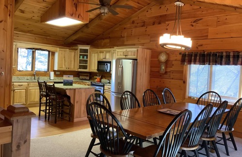 Massanutten Cabin | Kip's Mountain Getaway- Charming Log Cabin with HOT TUB and GAME ROOM