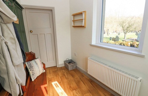 Linton-in-Craven Cottage | KIRK YETT COTTAGE, pet friendly, with open fire in Linton Falls