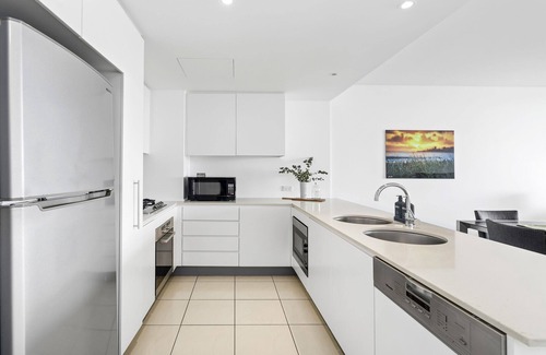 Coolangatta Apartment | Kirra Beach 506 Pure Ocean Views