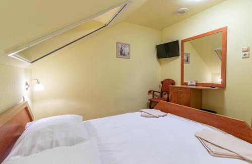 Dunaharaszti Bed & Breakfast | Kisduna Étterem-Panzió