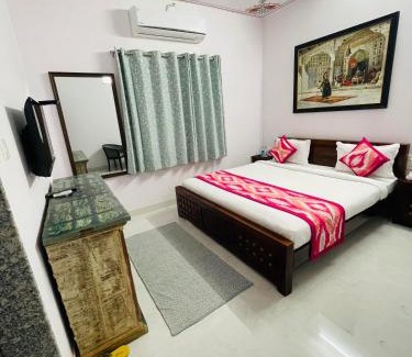 Udaipur District House | Kishan kottage A Boutique Home Stay
