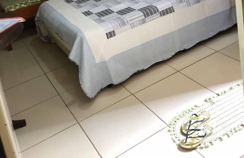 Toninhas Ski Chalet | KIT-NET - BEACH SIDE- 1 TO 4 PEOPLE