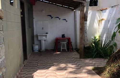 Toninhas Ski Chalet | KIT-NET - BEACH SIDE- 1 TO 4 PEOPLE