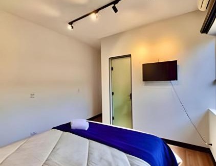 Alto da Rua Quinze House | KiTNETcompleta ótima localização