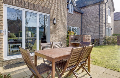 Filey Cottage | Kittiwake Cottage Filey - The Bay/Sleeps 5/Leisure facilities/Beach/Wi-Fi