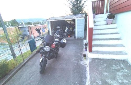 Fana Apartment | Kjellerleilighet i Fana til leie-med gratis parkering og mange kollektiv reisemuligheter