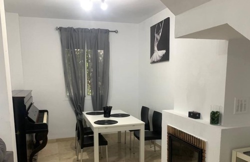 Gelves House | kjkldndkndnddnkdnkdnkdnkdndndkndnddndn