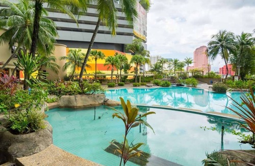 Chow Kit Condo | KL skyline view service apartment @ villa puteri (near pwtc)
