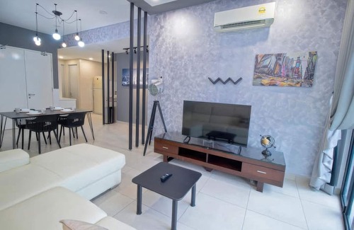 Kampung Kerinchi Condo | KL Staycation Gateway Residences
