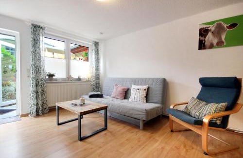 Sellin Apartment | kleines Haus am Wald by Rujana