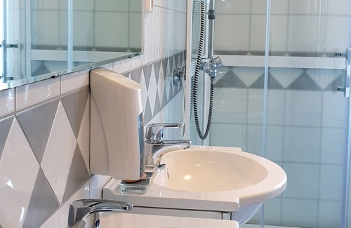 Tautra Bed & Breakfast | Klostergården Tautra