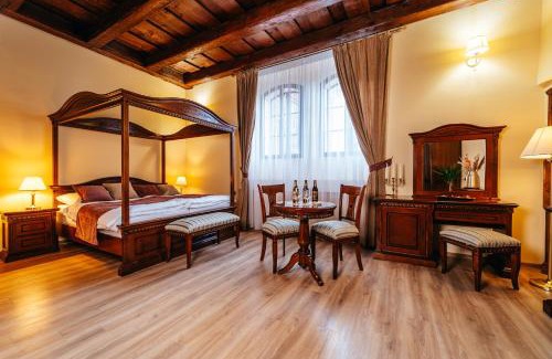 Trebon House | Knížecí apartmány Regent