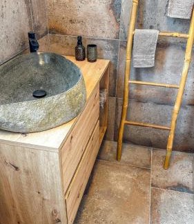 Dernau Apartment | Knabbüüß