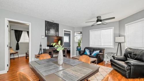 Saanich West Apartment | Knockan Hill Rentals - Ground Floor Suite