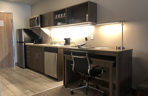 Kodiak Hotel | Kodiak Compass Suites