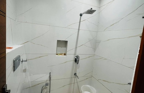 Saharanpur Hotel | KOKO Stay