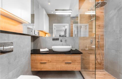 Powazki Apartment | Kolska 9A by Homeprime