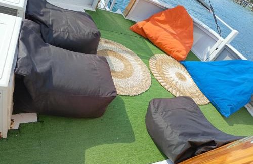 Labuan Bajo Boat Rental | Komodo live a board Cruise