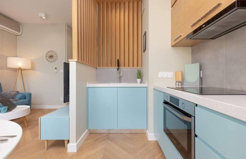 Mokotow Apartment | Konstruktorska 9 | Apartment for Couple | Parking
