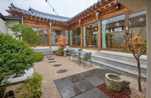 Andong Ski Chalet | Korean Chalet 소연정 Hanok stay