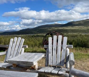 Dovre House | Koselig hytte med uthus på vakre Dovrefjell