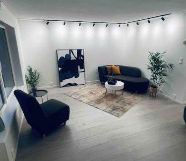 Svolvaer Apartment | Koselig og romslig Leilighet - Parkering - Rolig