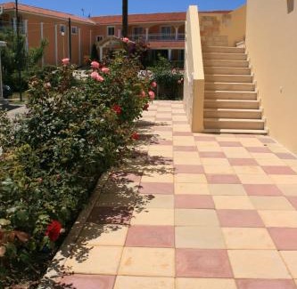 Agios Stefanos Avliotes Apartment | Kosmos Hotel