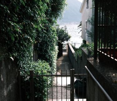 Dobrota Apartment | Kotoro Apartment, Sea View, 60m to Beach, Free Parking