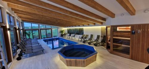 Lupeni Bed & Breakfast | Kotyogó Panzió