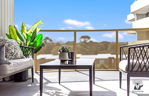 Banksmeadow Apartment | KozyGuru | Pagewood | Cosy Clean 2Bed Apt