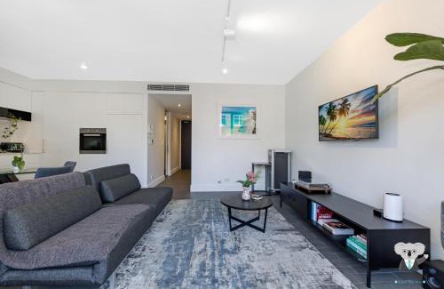 Surry Hills Apartment | KozyGuru | Surry Hills | Freshly Cozy Apt