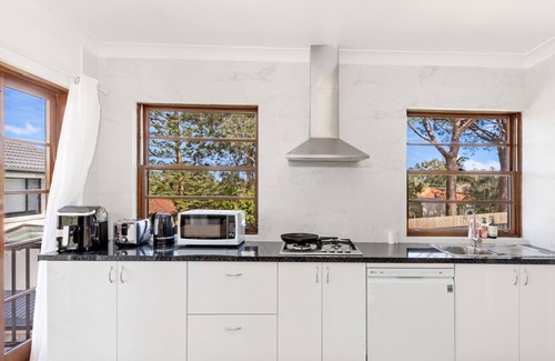 Thornleigh House | KozyGuru | Thornleigh 3BR House Nature Convenience
