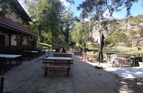 Central Serbia Hotel | Krčma Trška (motel i restoran, Zlot)