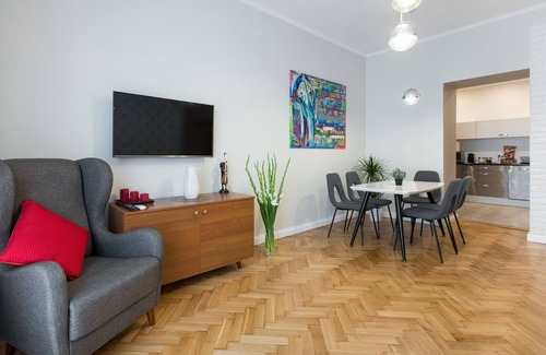 Warszawskie Apartment | Krakow's Most Outstanding, Very Large, Prime Stay Location
