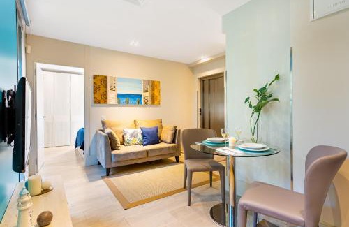 Barceloneta Apartment | Kronos on the Beach suite 1